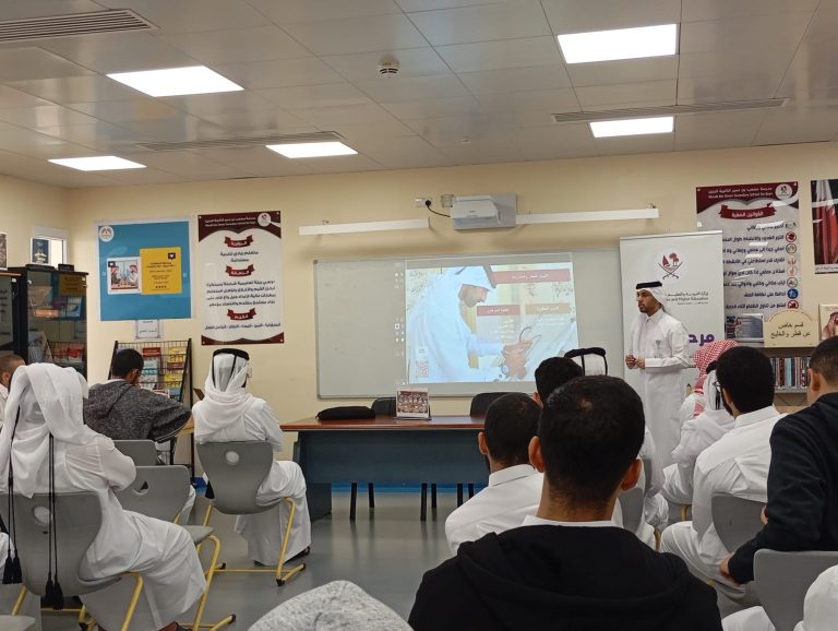 الجامعة تنتظرك! محاضرة حصرية من جامعة قطر لطلاب مصعب بن عمير