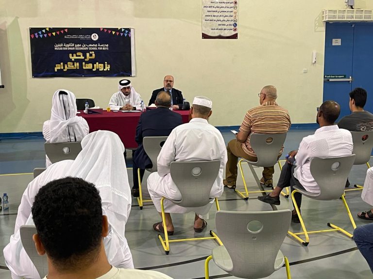 بترحيب حار من مدير المدرسة الأستاذ دخيل النابت : مصعب بن عمير تستقبل شركاء النجاح من أولياء الأمور